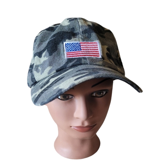 Camoflage Baseball Cap Green and Black with American Flag NEW - Picture 1 of 4